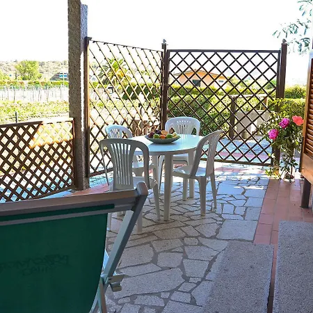 Pozzo Al Moro Village Apartmanhotel Marina di Campo