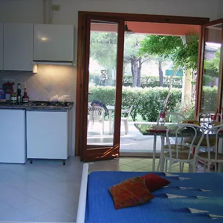 Pozzo Al Moro Village شقة فندقية 3*