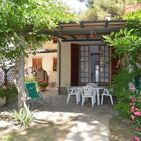 Pozzo Al Moro Village Lejlighedshotel 3*