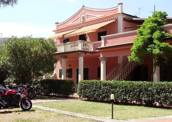 Pozzo Al Moro Village Lejlighedshotel 3*