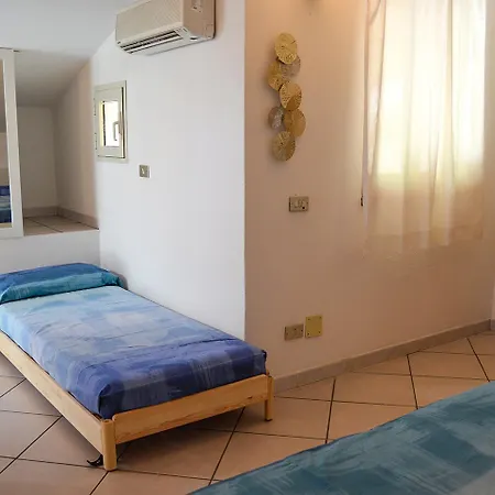 Pozzo Al Moro Village 3* マリーナ・ディ・カンポ