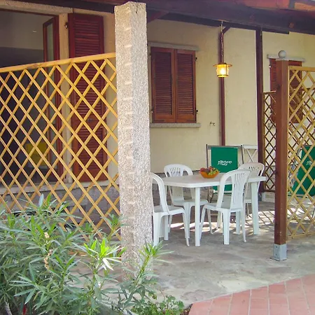 Pozzo Al Moro Village マリーナ・ディ・カンポ