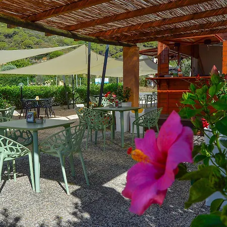 Pozzo Al Moro Village アパートホテル