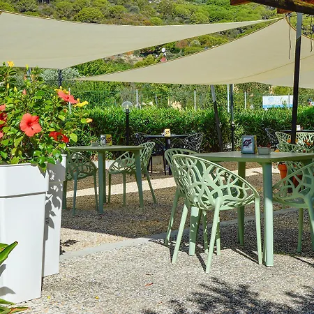 アパートホテル Pozzo Al Moro Village