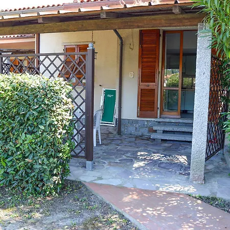 Pozzo Al Moro Village アパートホテル 3*