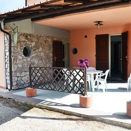 Pozzo Al Moro Village 坎普码港