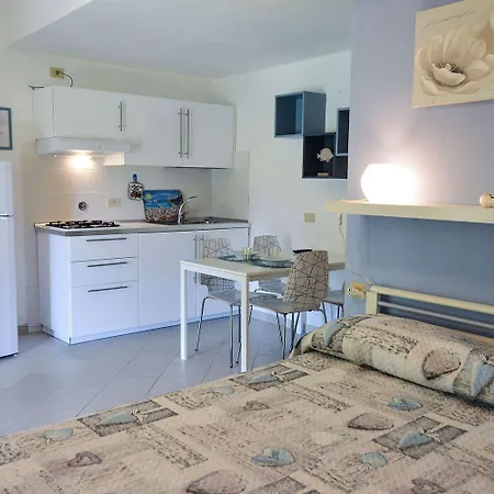 Pozzo Al Moro Village Appart hôtel Marina di Campo