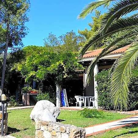 Pozzo Al Moro Village Marina di Campo