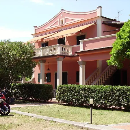 Pozzo Al Moro Village 公寓式酒店 3*