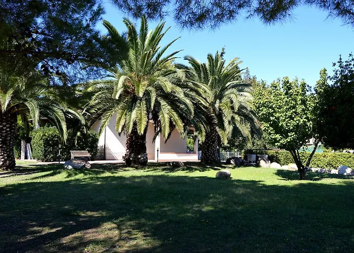 Pozzo Al Moro Village Aparthotel 3*