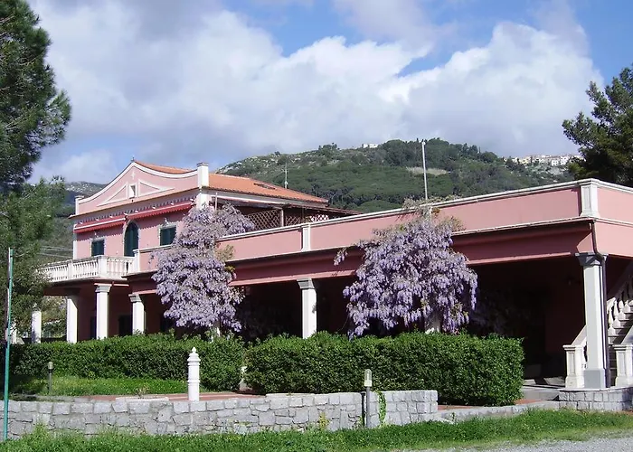 Pozzo Al Moro Village Marina di Campo